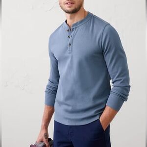 Banana Republic Light Blue Long Sleeve Henley